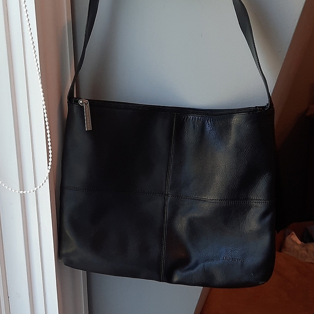 Luis Esteve black bag